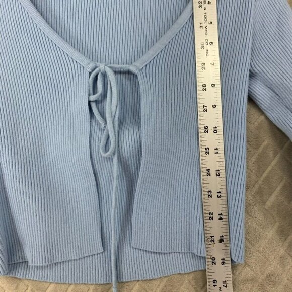 Honeybum Womans Medium Crop Top Light Blue Cardigan Tie Front Long Sleeve - Picture 9 of 15